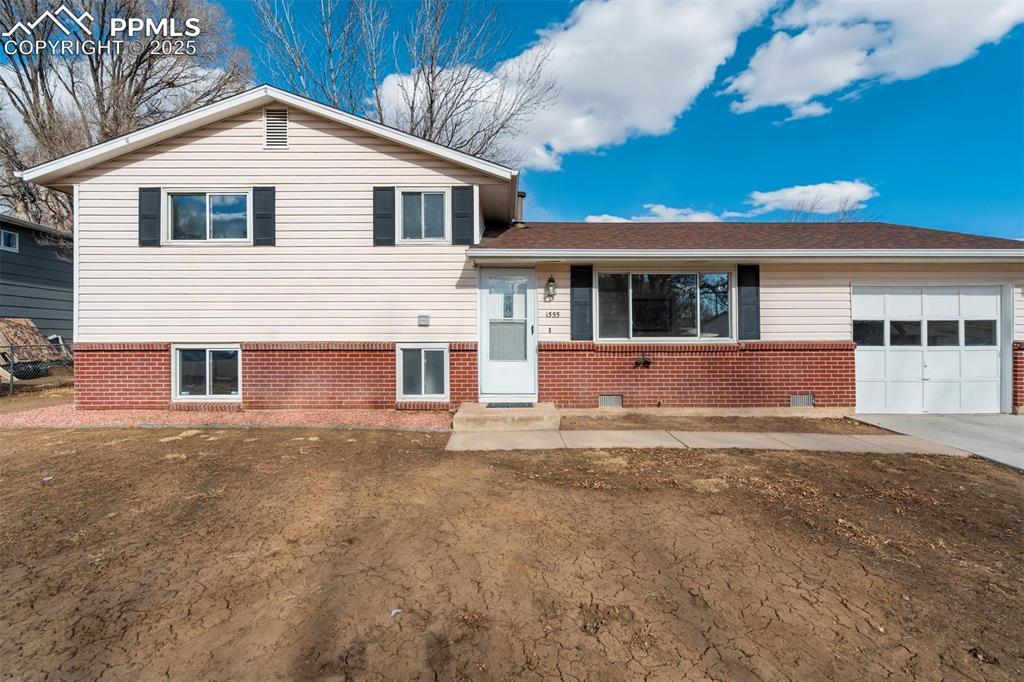 1555 Luna Dr., Fountain, CO 80817