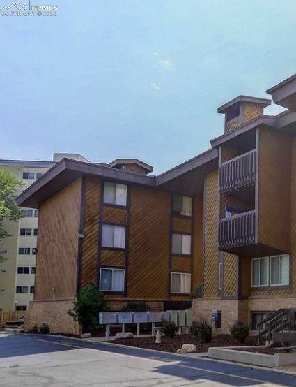 935 Saturn Dr. #215, Colorado Springs, CO 80905