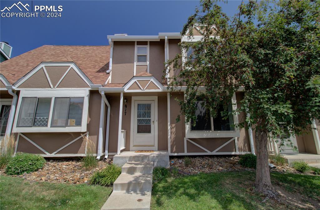917 London Green Way, Colorado Springs, CO 80906