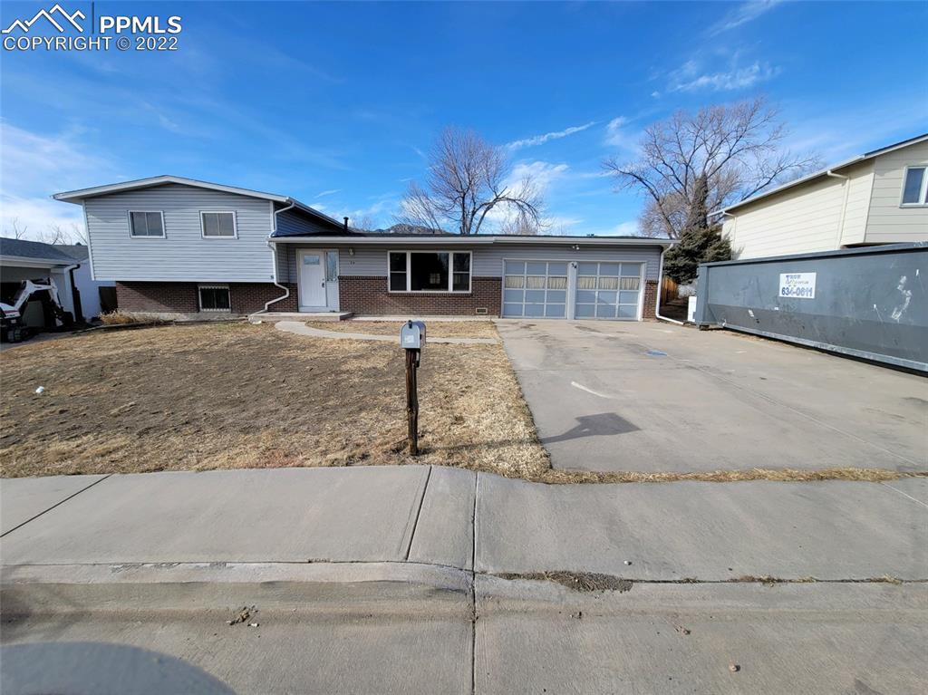 54 Minden Cir., Colorado Springs, CO 80906