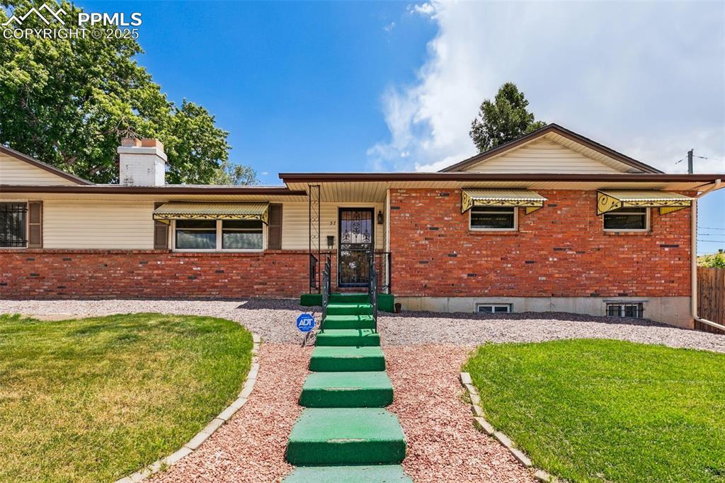 37 S Chelton Rd., Colorado Springs, CO 80910