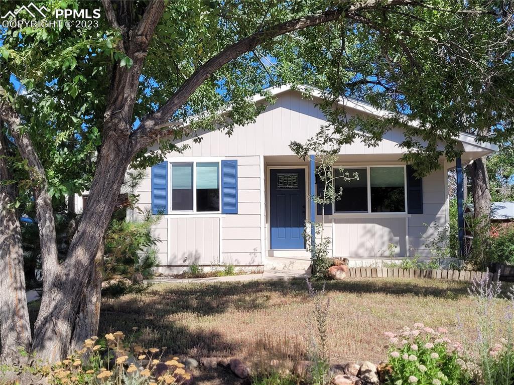 2005 Whitewood Dr., Colorado Springs, CO 80910