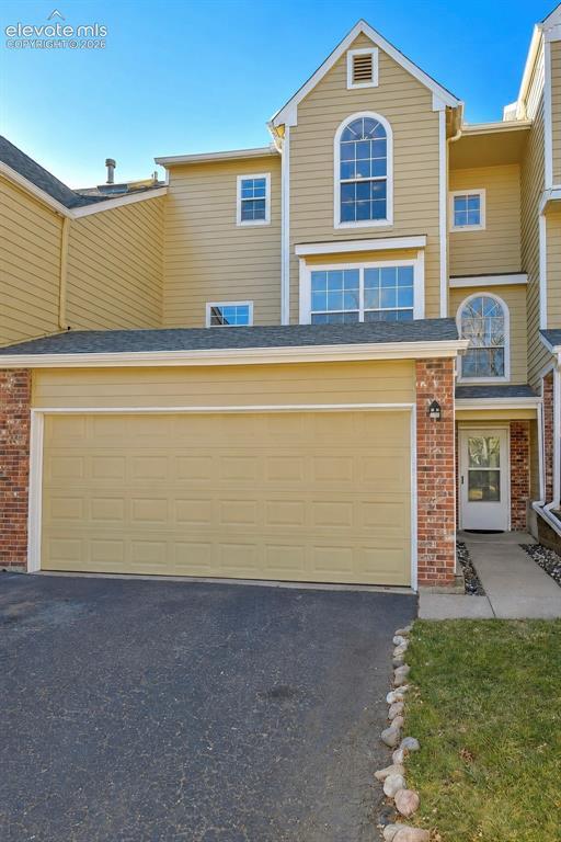 2232 Palm Dr., Colorado Springs, CO 80918