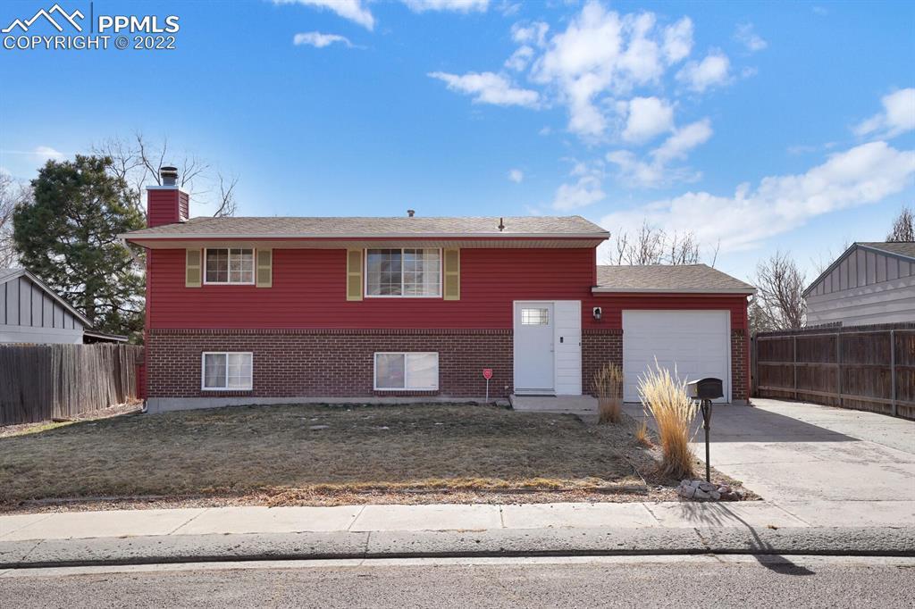 7045 Chippewa Rd., Colorado Springs, CO 80915
