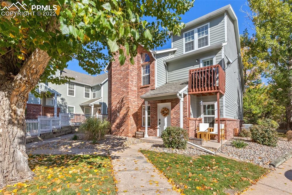 2033 Palm Dr., Colorado Springs, CO 80918