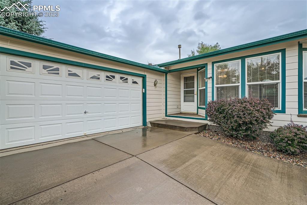 4091 Gray Fox Heights, Colorado Springs, CO 80922