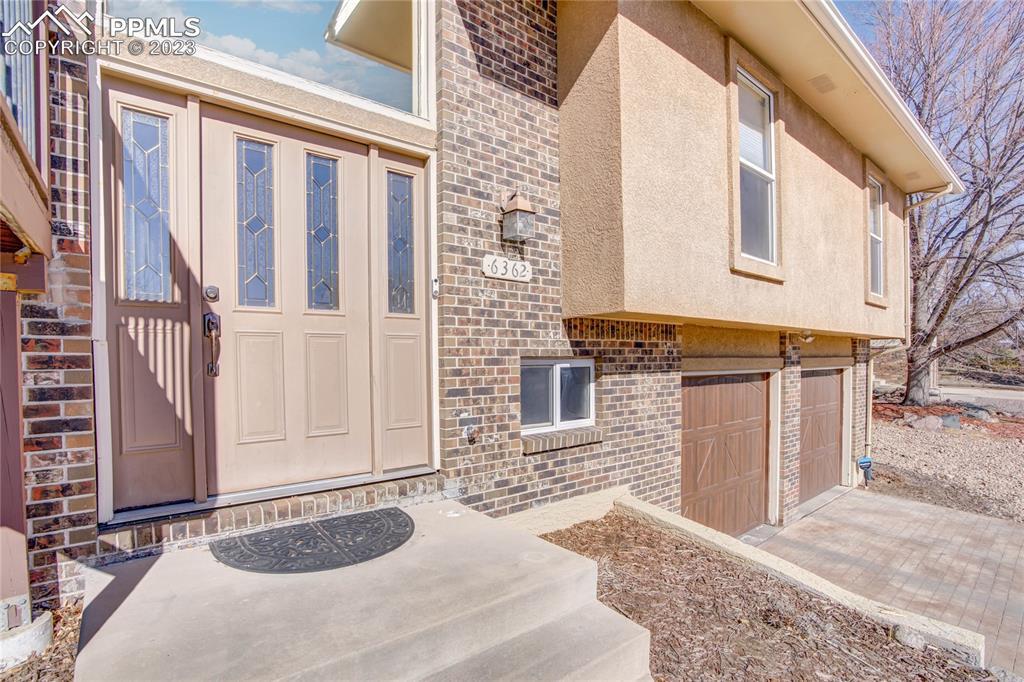 6362 Mesedge Dr., Colorado Springs, CO 80919