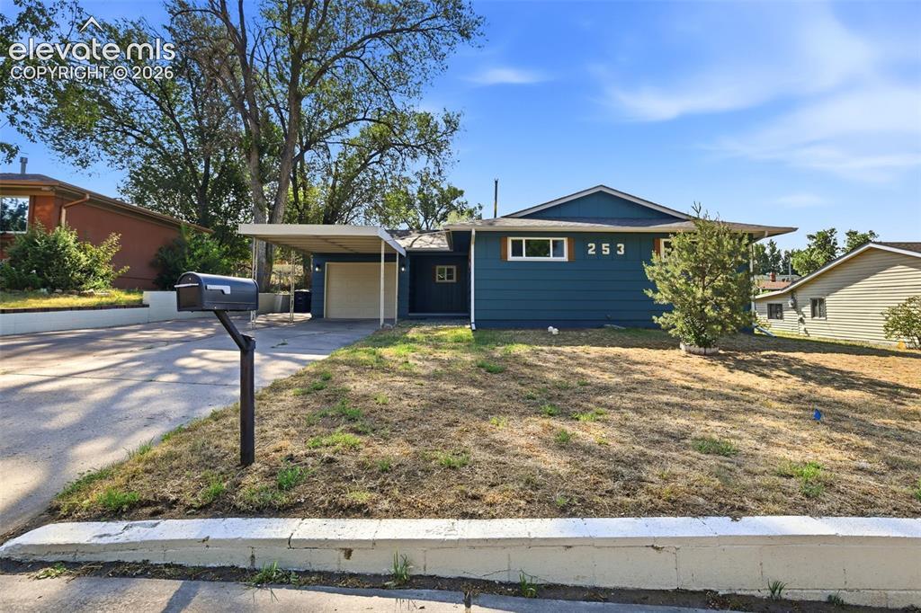 253 Everett Dr., Colorado Springs, CO 80911