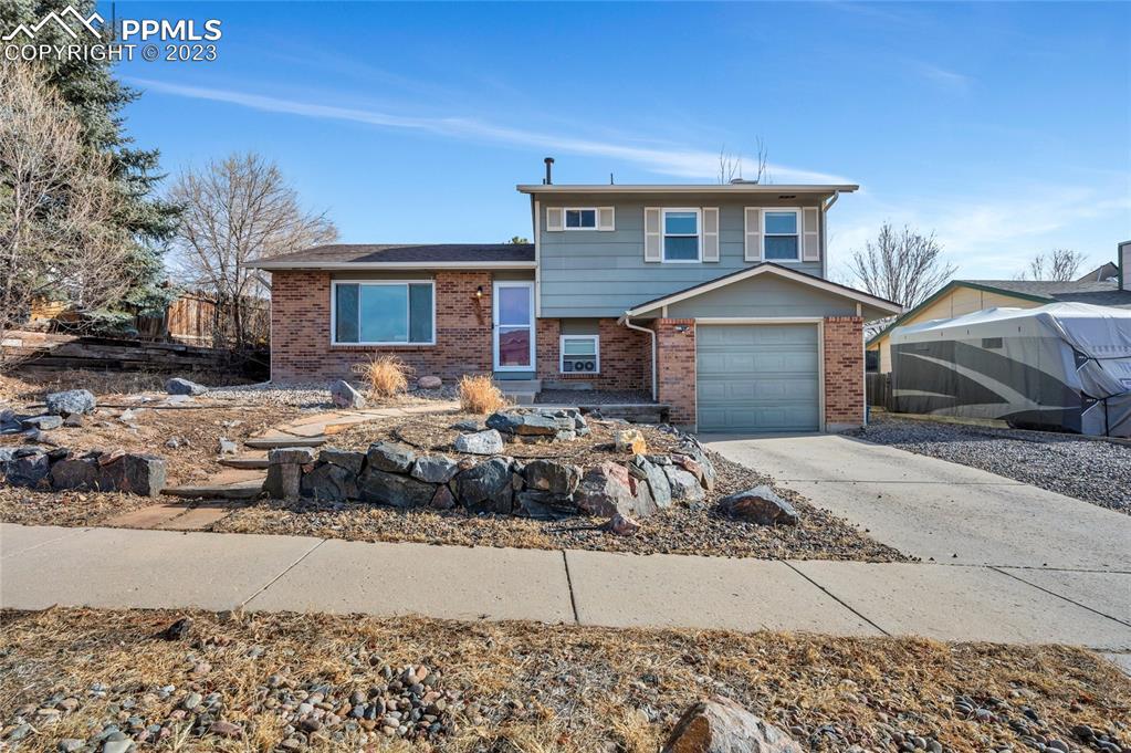 6541 Noble St., Colorado Springs, CO 80915