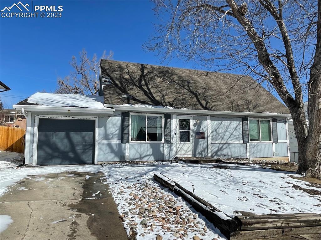 2221 Fernwood Dr., Colorado Springs, CO 80910
