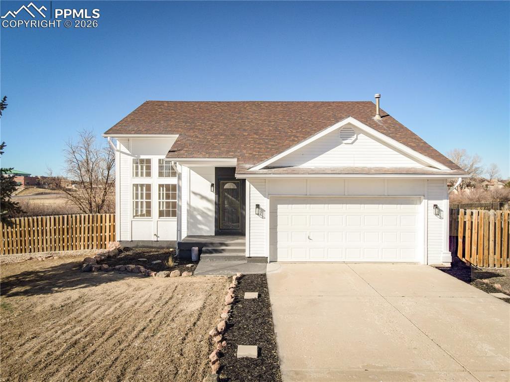 473 S Hook Ct., Pueblo, CO 81007