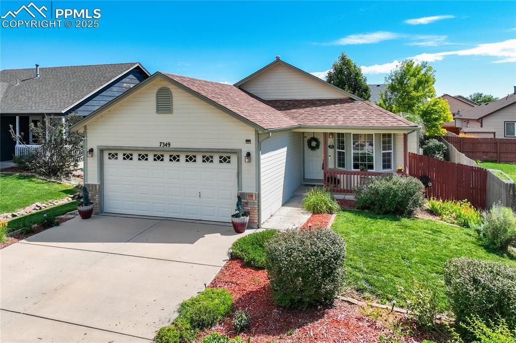 7349 Coral Ridge Dr., Colorado Springs, CO 80925