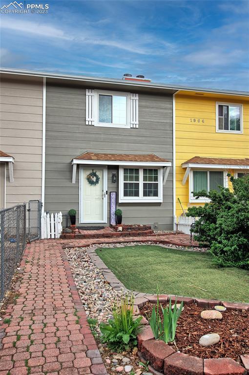 1964 Mineola St. #B, Colorado Springs, CO 80915