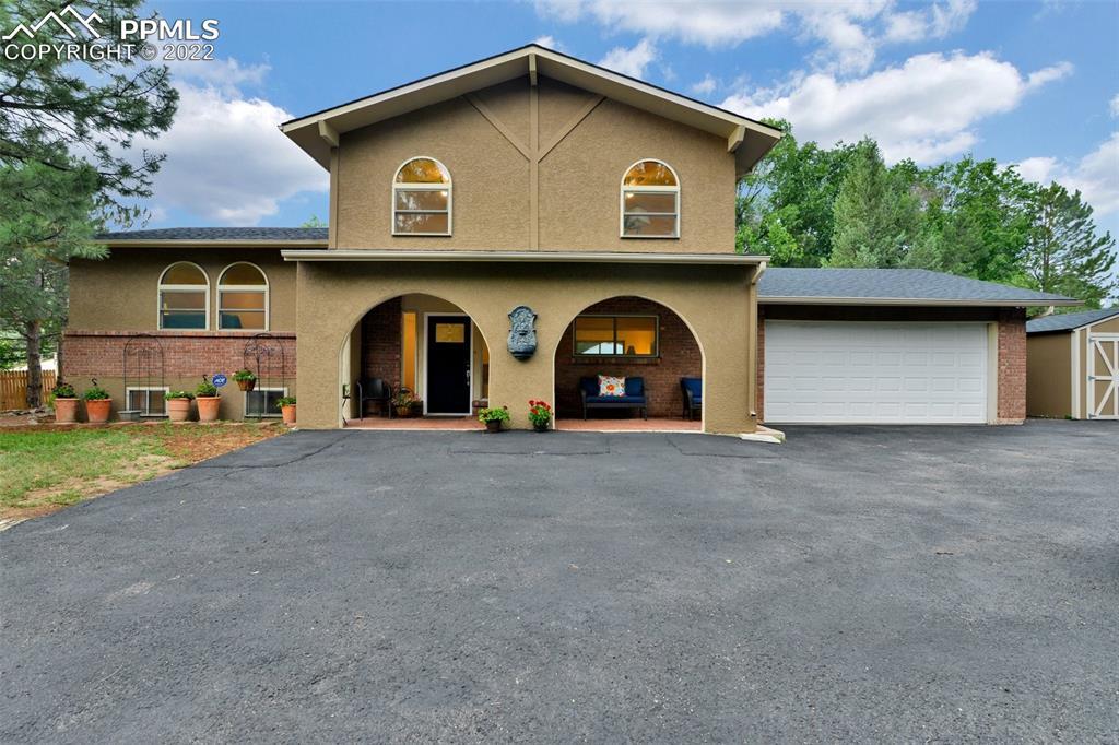 7622 Thunderbird Ln., Colorado Springs, CO 80919