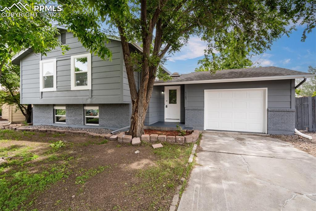 7165 Painted Rock Dr., Colorado Springs, CO 80911