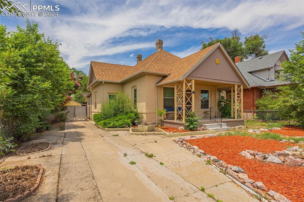 921 Lake Ave., Pueblo, CO 81004
