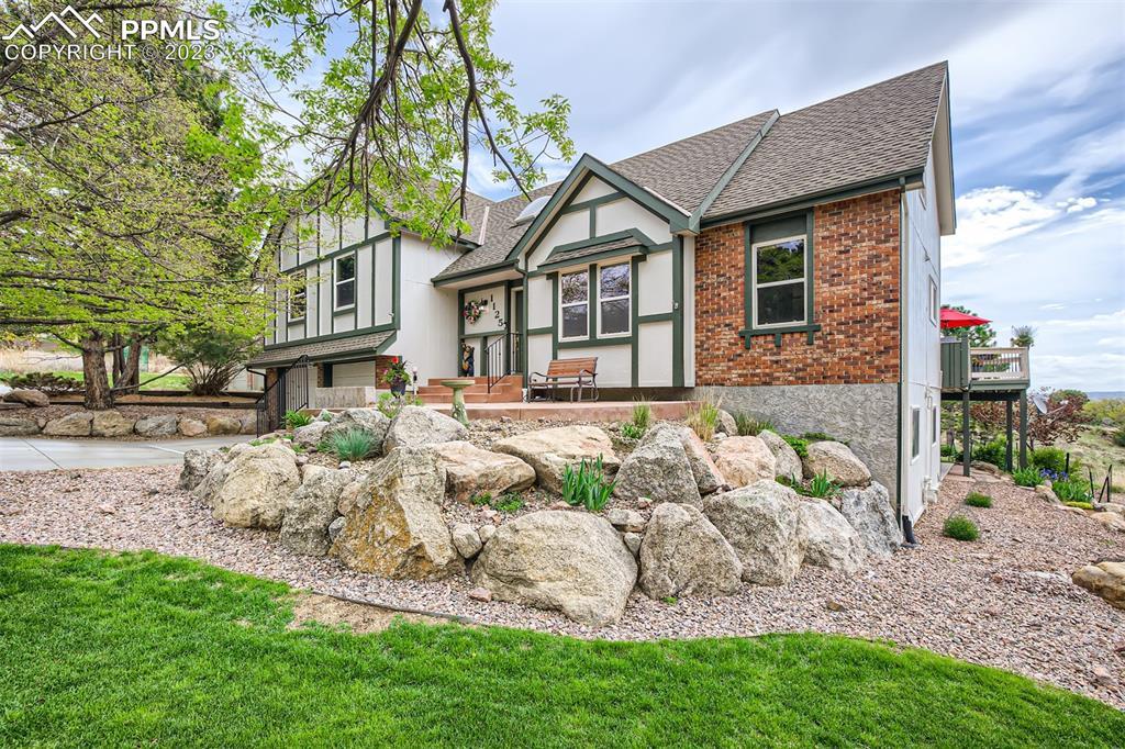 1125 N War Eagle Dr., Colorado Springs, CO 80919