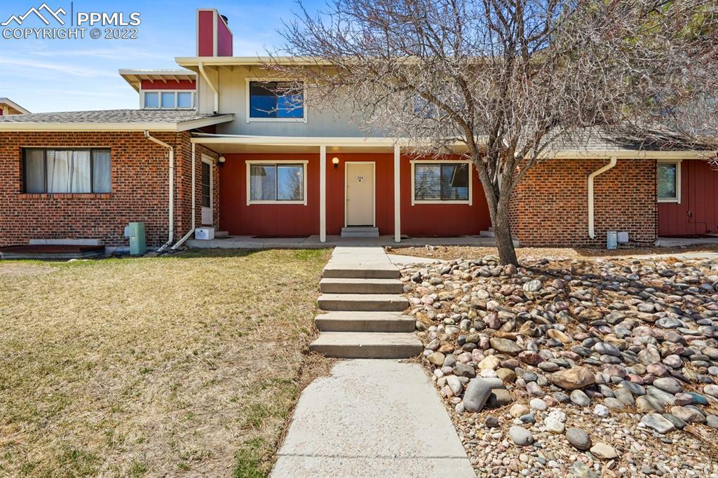 266 W Rockrimmon Blvd. #B, Colorado Springs, CO 80919