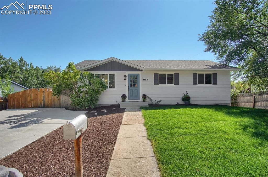 2562 Royalty Ct., Colorado Springs, CO 80904