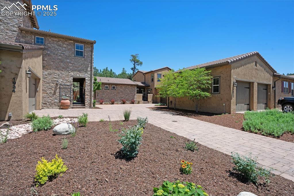 1928 La Bellezza Grove, Colorado Springs, CO 80919