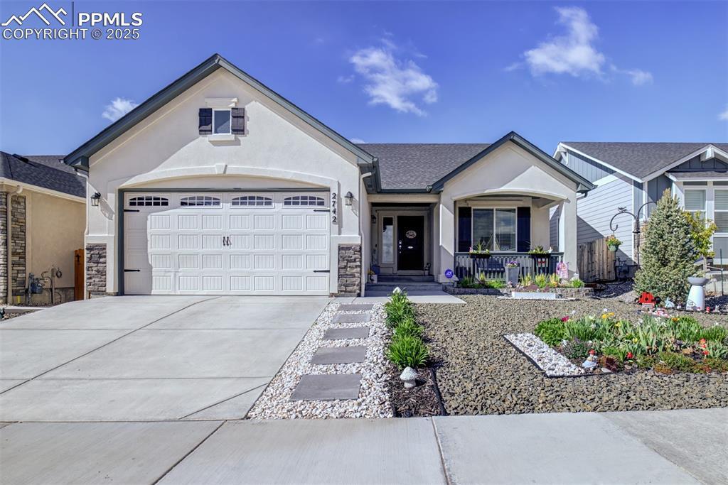 2742 Show Hunter Way, Colorado Springs, CO 80922