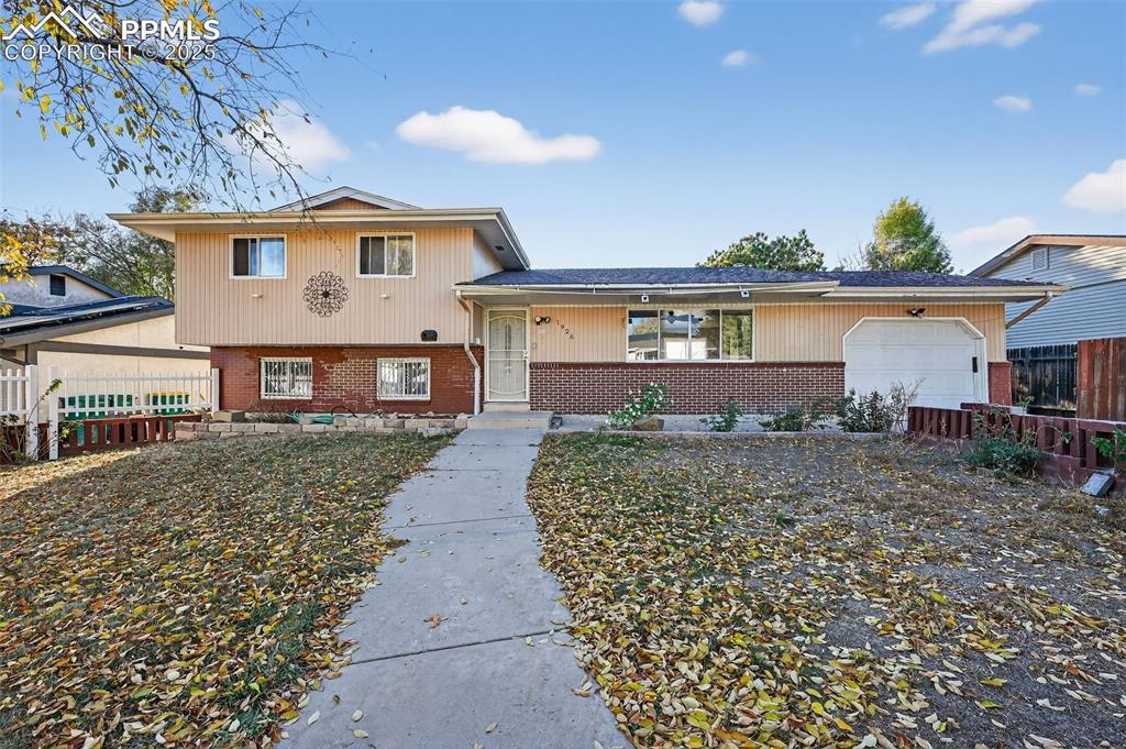 1926 Montezuma Dr., Colorado Springs, CO 80910