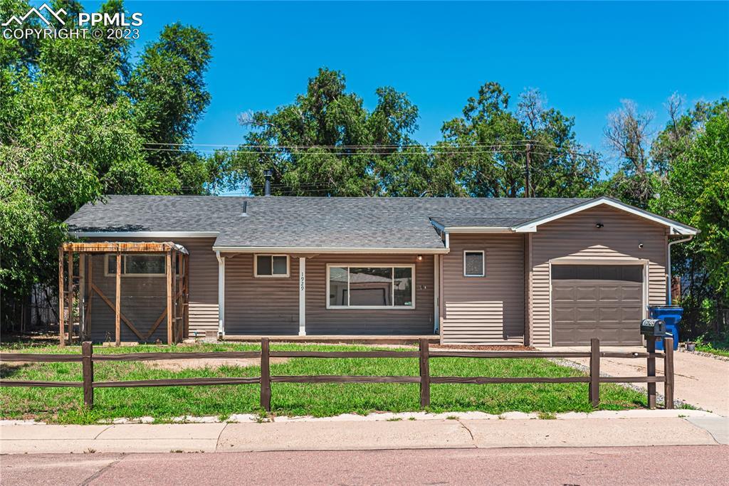1929 Hallam Ave., Colorado Springs, CO 80911