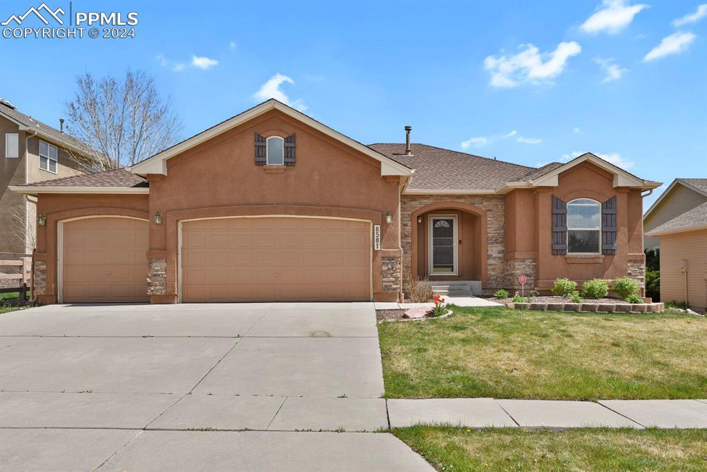 8581 Roaring Fork Dr., Colorado Springs, CO 80924