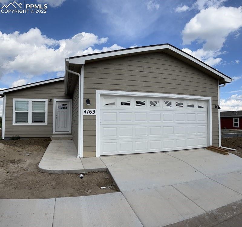 4163 Gray Fox Heights, Colorado Springs, CO 80922