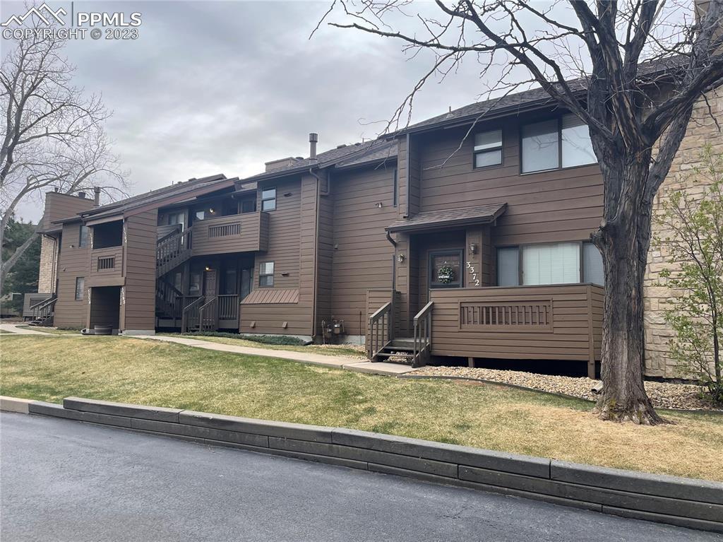 3364 Capstan Way, Colorado Springs, CO 80906