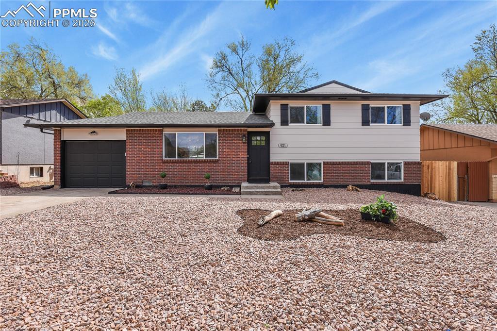 921 Holmes Dr., Colorado Springs, CO 80909
