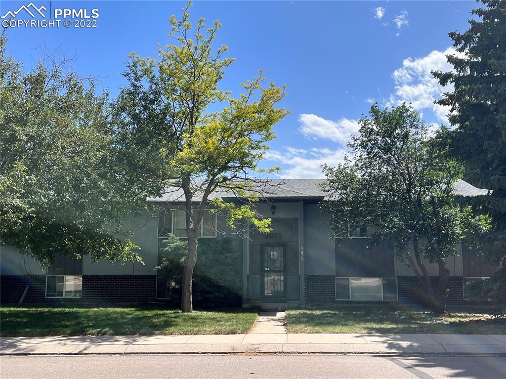 5075 Whip Tr., Colorado Springs, CO 80917