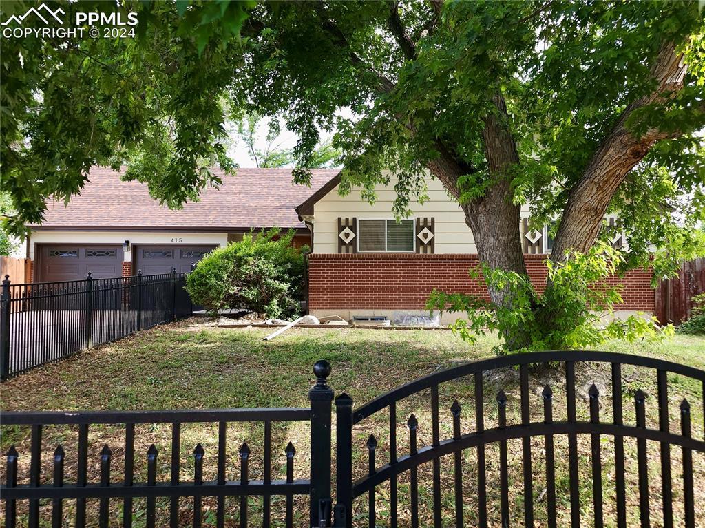 415 Niagara St., Colorado Springs, CO 80911