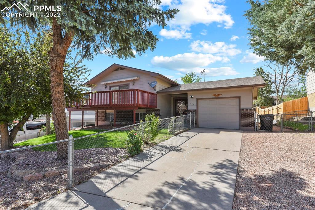 709 Raemar Dr., Colorado Springs, CO 80911