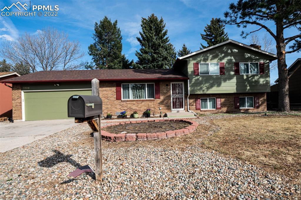 5509 Escondido Dr., Colorado Springs, CO 80918