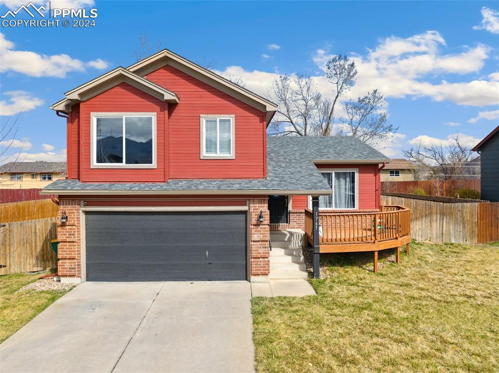 1767 S Canoe Creek Dr., Colorado Springs, CO 80906