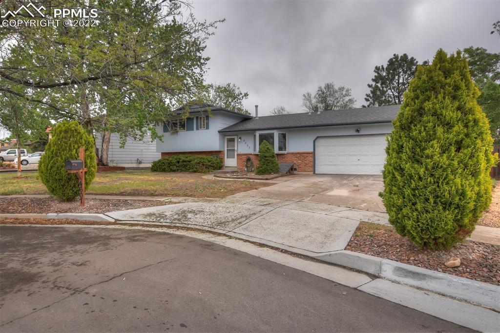 4607 Flintridge Dr., Colorado Springs, CO 80918