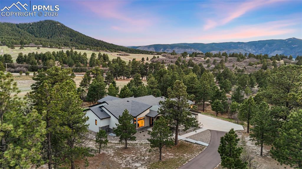 1140 Silverheels Dr., Larkspur, CO 80118
