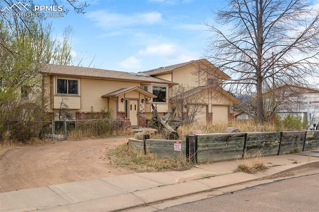 825 N 25th St., Colorado Springs, CO 80904