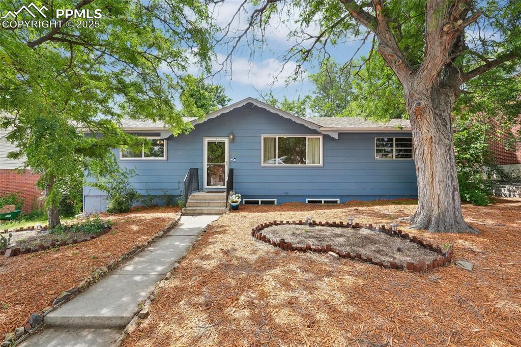 3614 Sheffield Ln., Colorado Springs, CO 80907