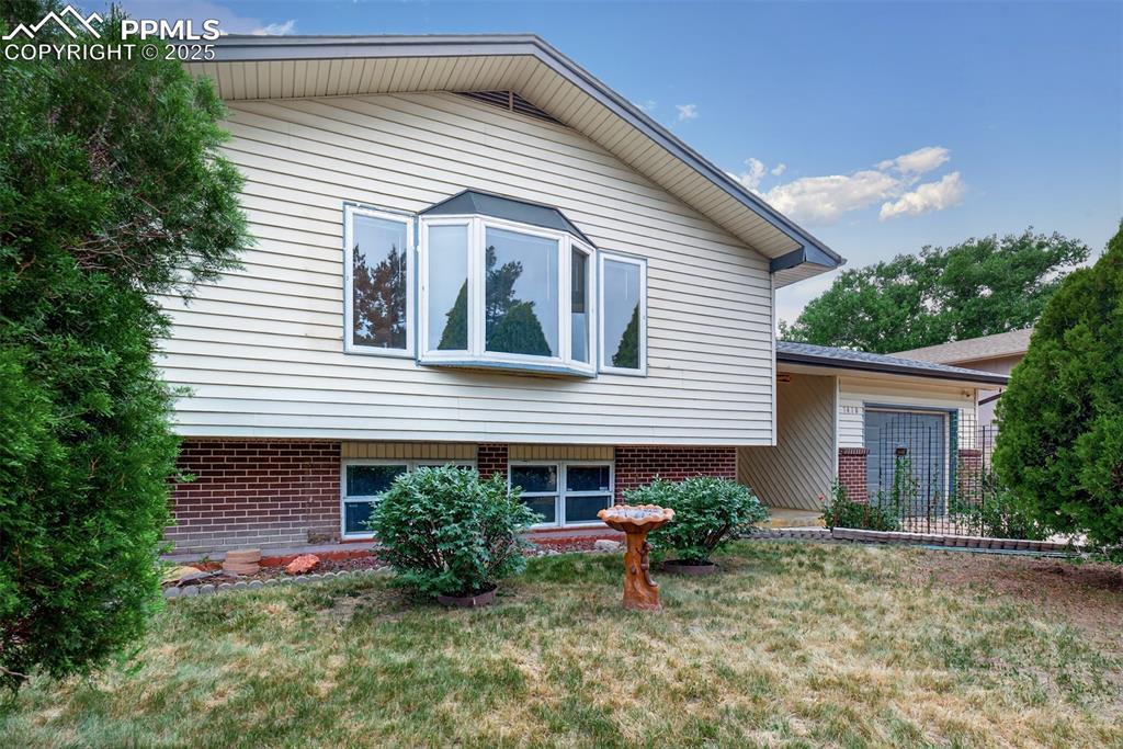 7410 Caballero Ave., Colorado Springs, CO 80911