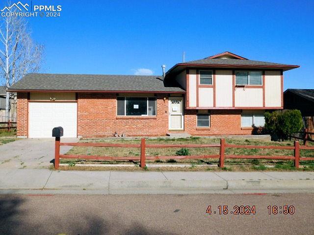 1975 Shawnee Dr., Colorado Springs, CO 80915