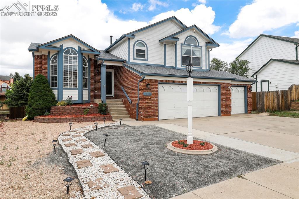 2830 Clapton Dr., Colorado Springs, CO 80920