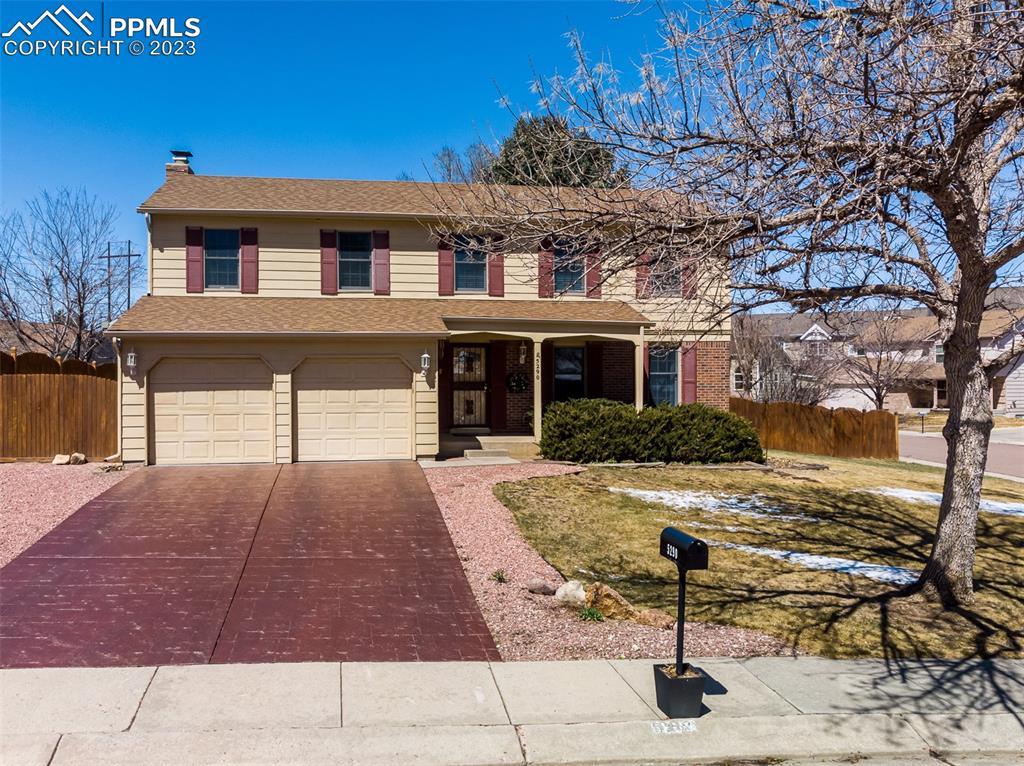 5290 Picket Dr., Colorado Springs, CO 80918