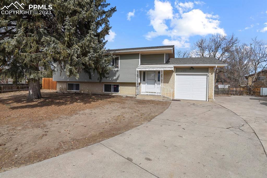 235 Dairy Ln., Colorado Springs, CO 80911