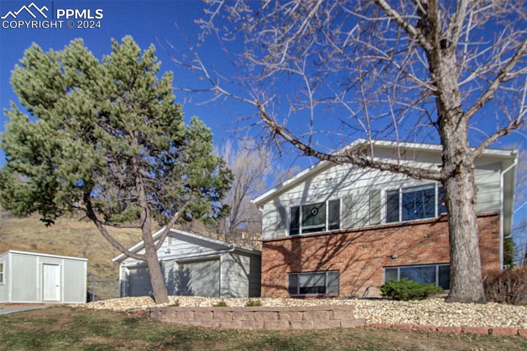 411 Wilhelmia Ave., Colorado Springs, CO 80904