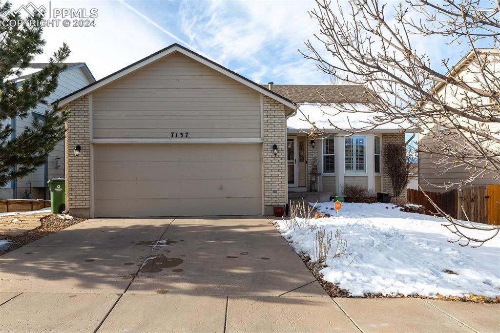 7137 Grand Prairie Dr., Colorado Springs, CO 80923