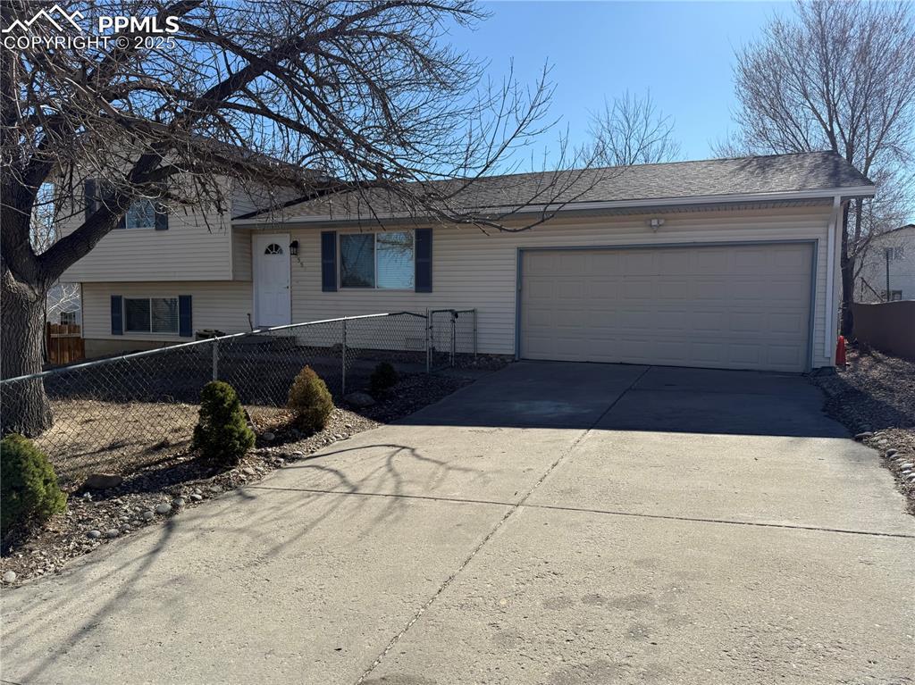 3559 El Morro Rd., Colorado Springs, CO 80910