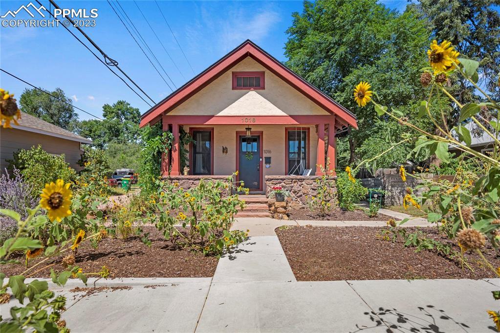 1016 E Monument St., Colorado Springs, CO 80903
