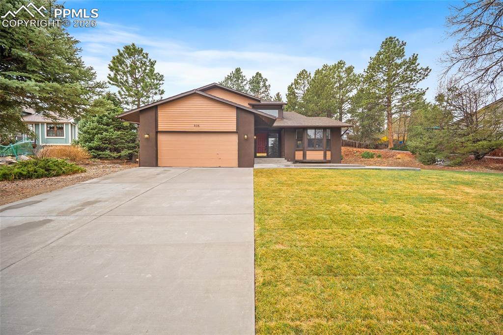 935 War Eagle Dr., Colorado Springs, CO 80919